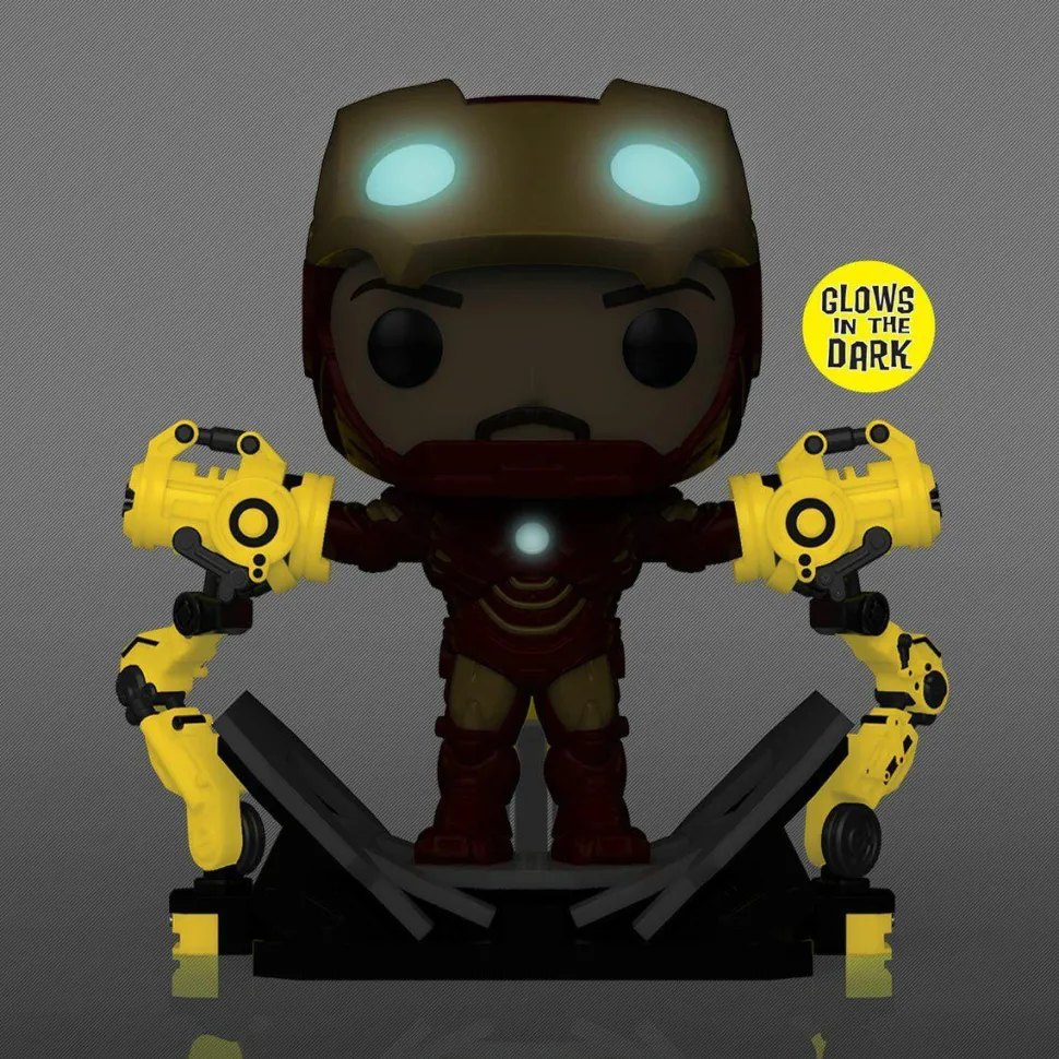 Iron Man 2 - Iron Man MKIV with Gantry Glow in the Dark Deluxe Pop! Vinyl Figure