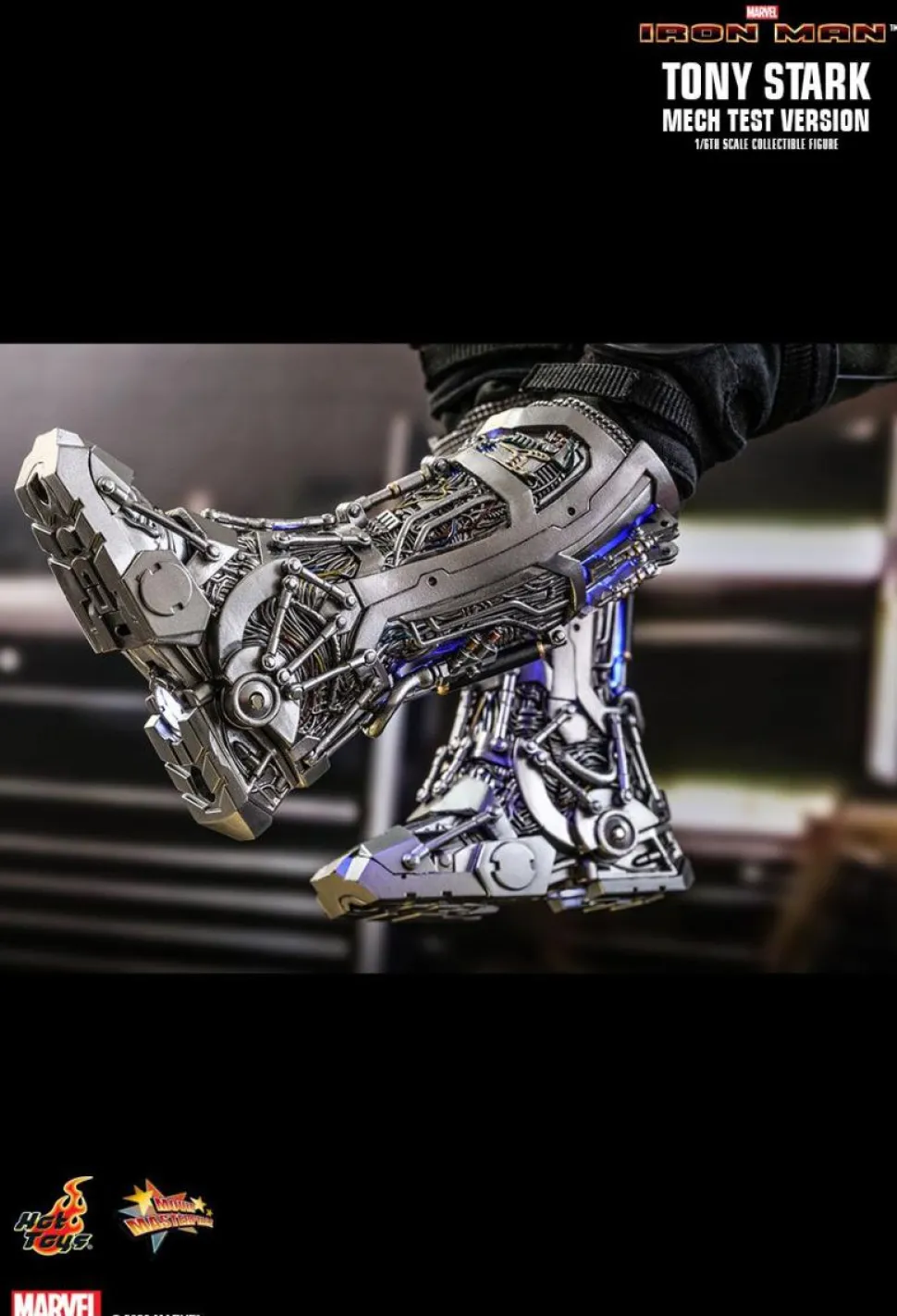 Iron Man - Tony Stark Mech Test Version 1/6th Scale Hot Toys Action Figure