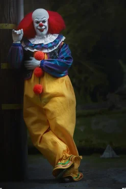 It (1990) - Pennywise 1/6th Scale Action Figure