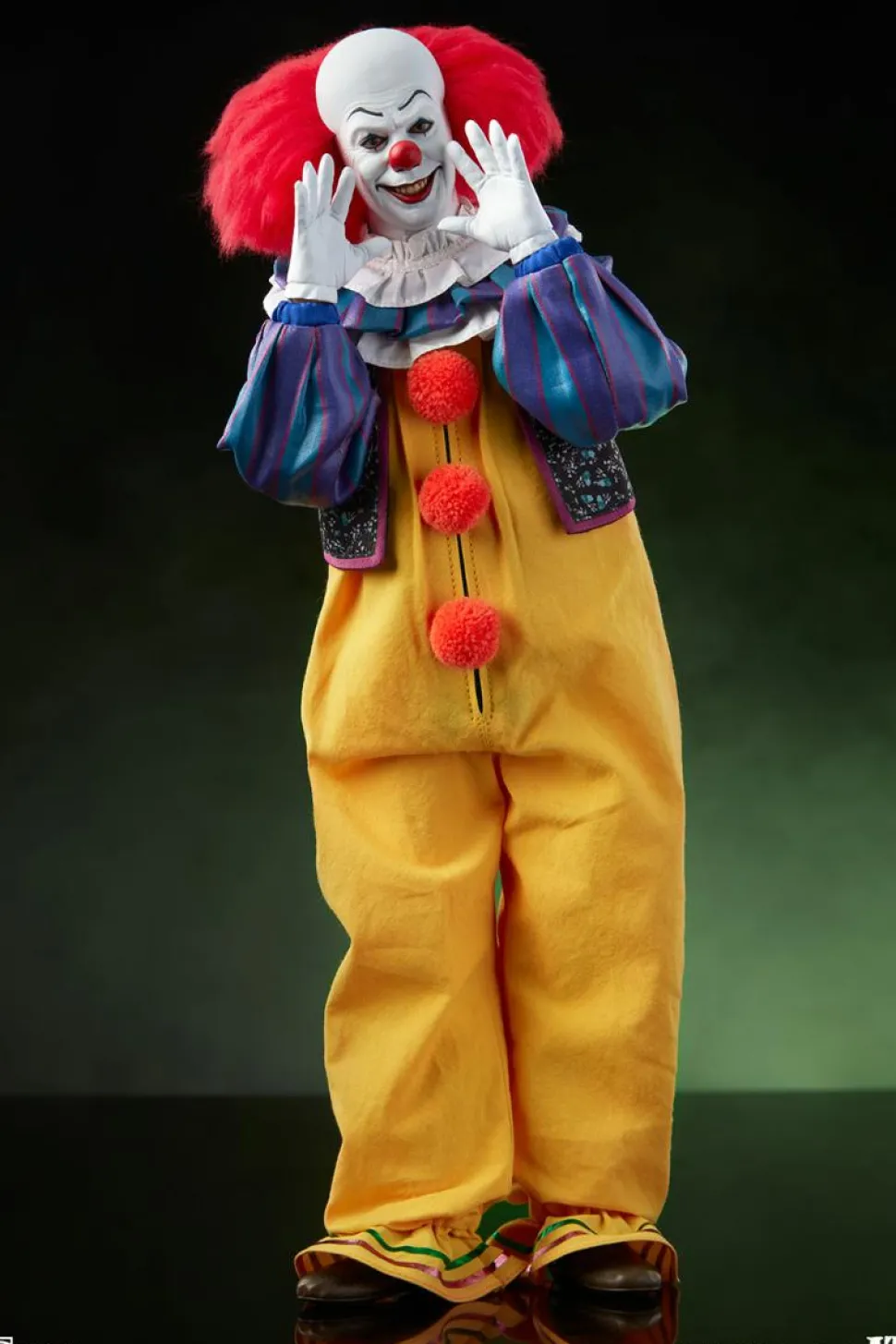 It (1990) - Pennywise 1/6th Scale Action Figure