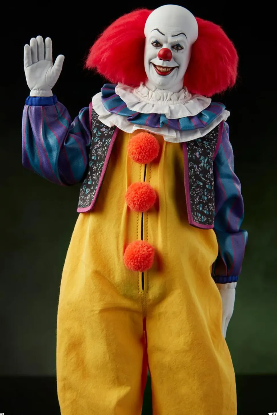 It (1990) - Pennywise 1/6th Scale Action Figure