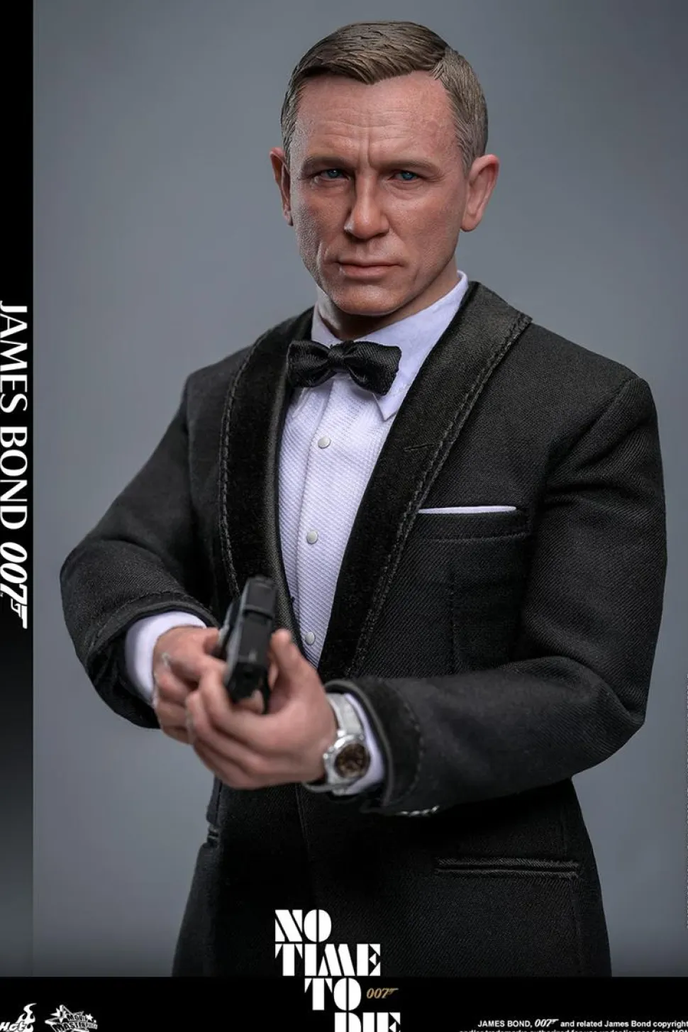 James Bond: No Time to Die - James Bond 1/6th Scale Hot Toys Action Figure