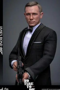 James Bond: No Time to Die - James Bond 1/6th Scale Hot Toys Action Figure