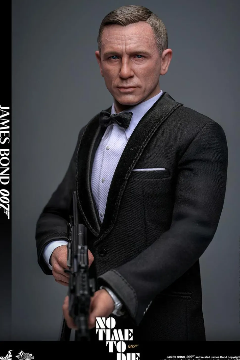 James Bond: No Time to Die - James Bond 1/6th Scale Hot Toys Action Figure