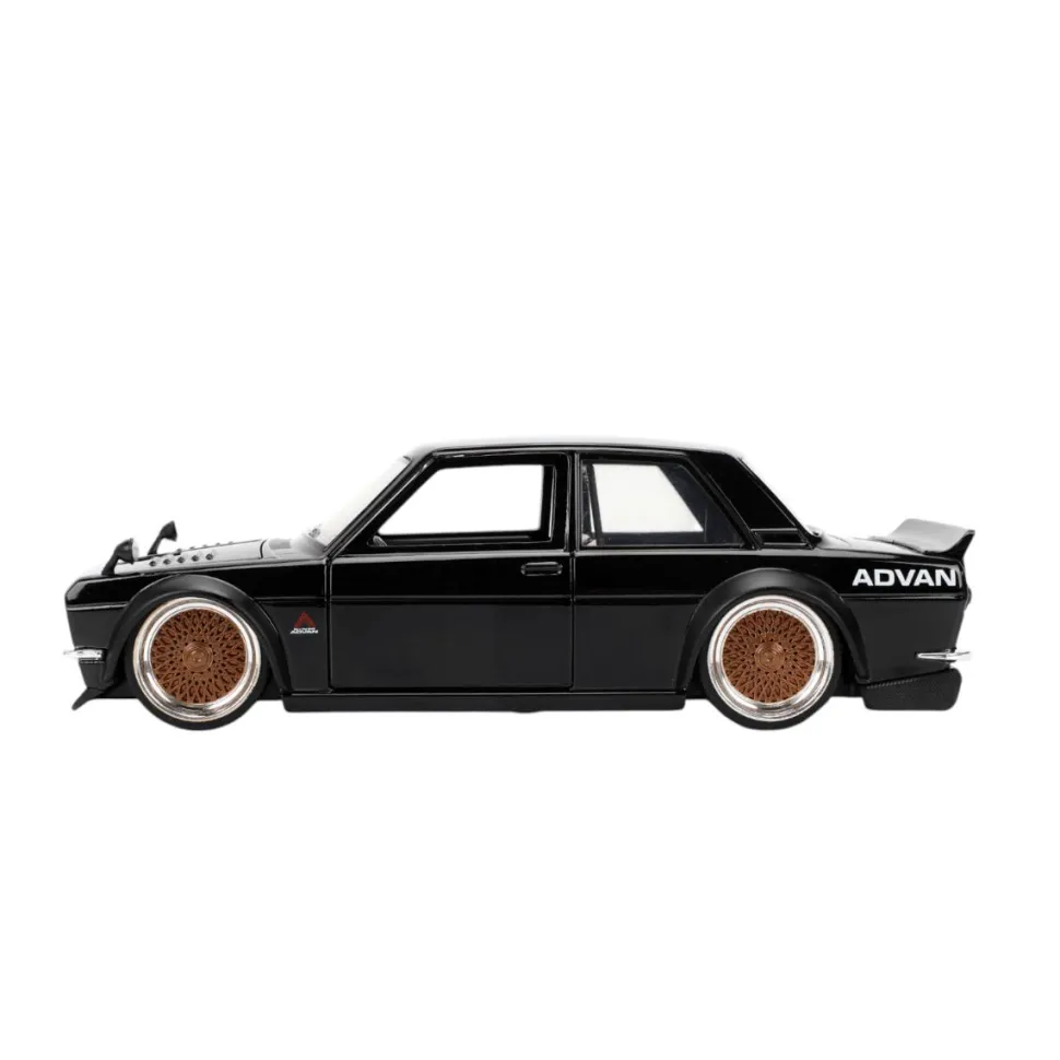JDM Tuners - 1973 Datsun 510 1/24th Scale Die-Cast Vehicle Replica