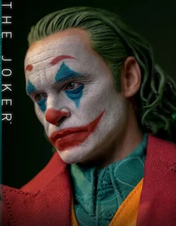 Joker (2019) - The Joker 1/6th Scale Hot Toys Action Figure