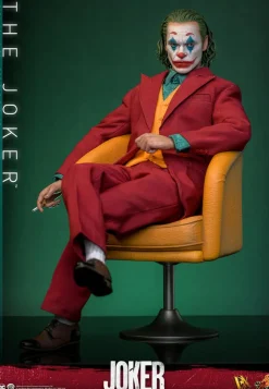 Joker (2019) - The Joker 1/6th Scale Hot Toys Action Figure