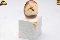 Jurassic Park - Elephant Mosquito in Amber 1:1 Scale Life-Size Replica