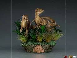 Jurassic Park - Just the Two Raptors Deluxe 1/10th Scale Statue