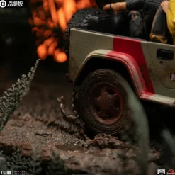 Jurassic Park - T-Rex Chase Demi Art Scale 1/20th Scale Diorama Statue
