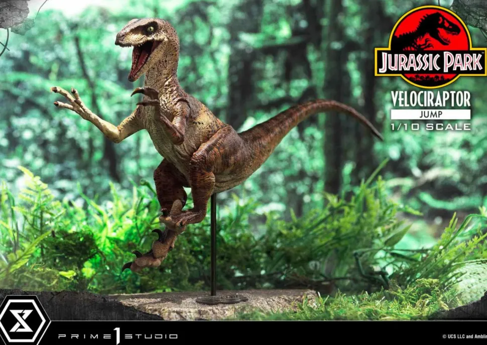 Jurassic Park - Velociraptor Jump 1/10th Scale Statue