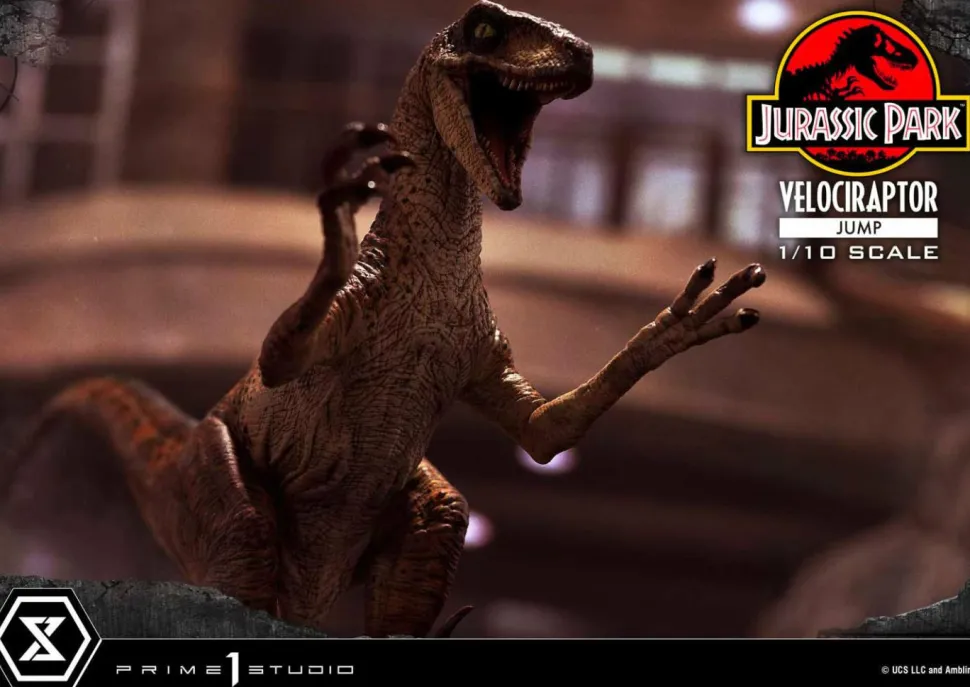 Jurassic Park - Velociraptor Jump 1/10th Scale Statue