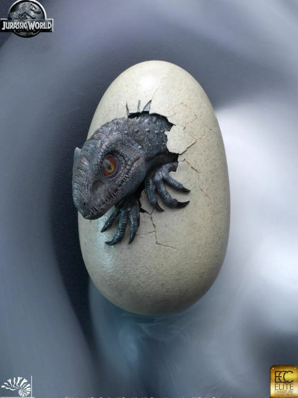Jurassic World - Indominus Rex Hatching 1/2 Scale Statue 3-Pack