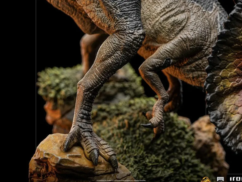 Jurassic World: Dominion - Dilophosaurus 1/10th Scale Statue