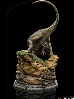 Jurassic World: Dominion - Dilophosaurus 1/10th Scale Statue