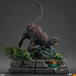 Jurassic World Dominion - Therizinosaurus Demi Art Scale 1/20th Scale Diorama Statue