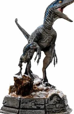 Jurassic World: Dominion - Blue & Beta Velociraptor Deluxe 1/10th Scale Statue