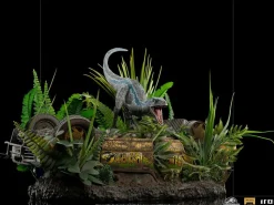 Jurassic World: Fallen Kingdom - Blue Deluxe 1/10th Scale Statue