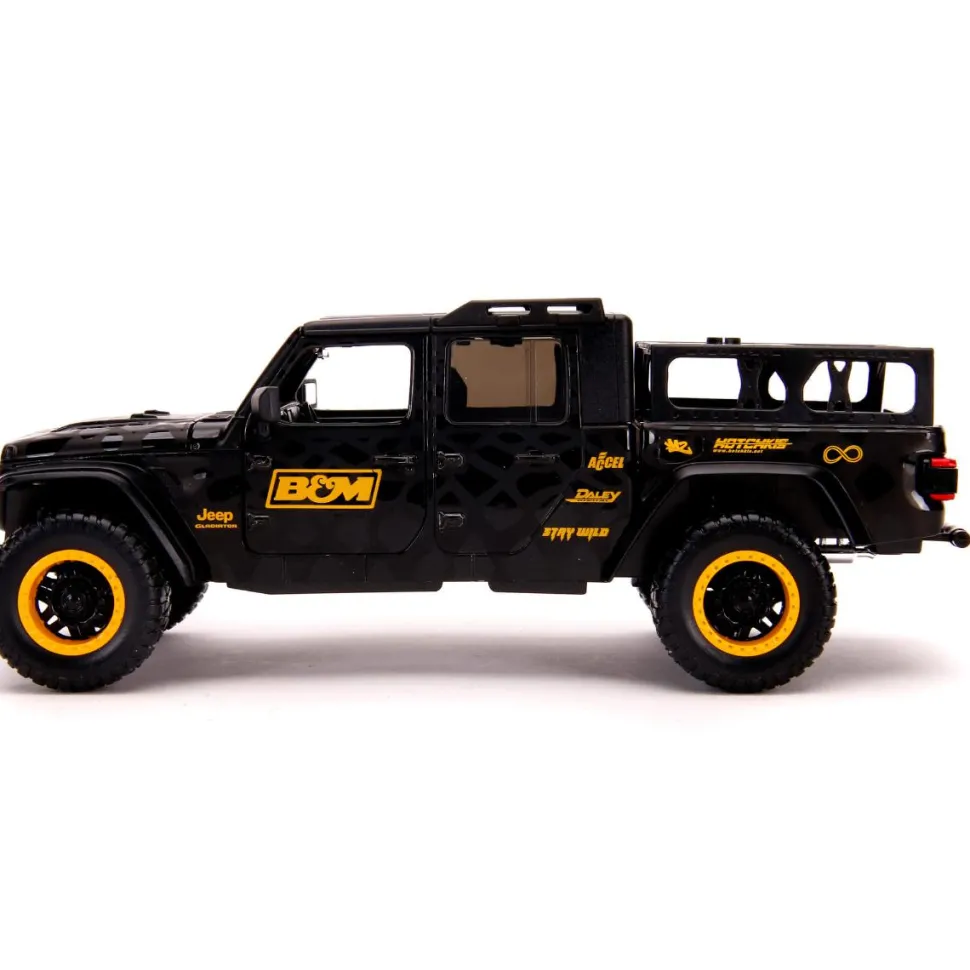 Just Trucks - Black 2020 Jeep Gladiator with Tyre Rack 1/24th Scale Die-Cast Vehicle Replica