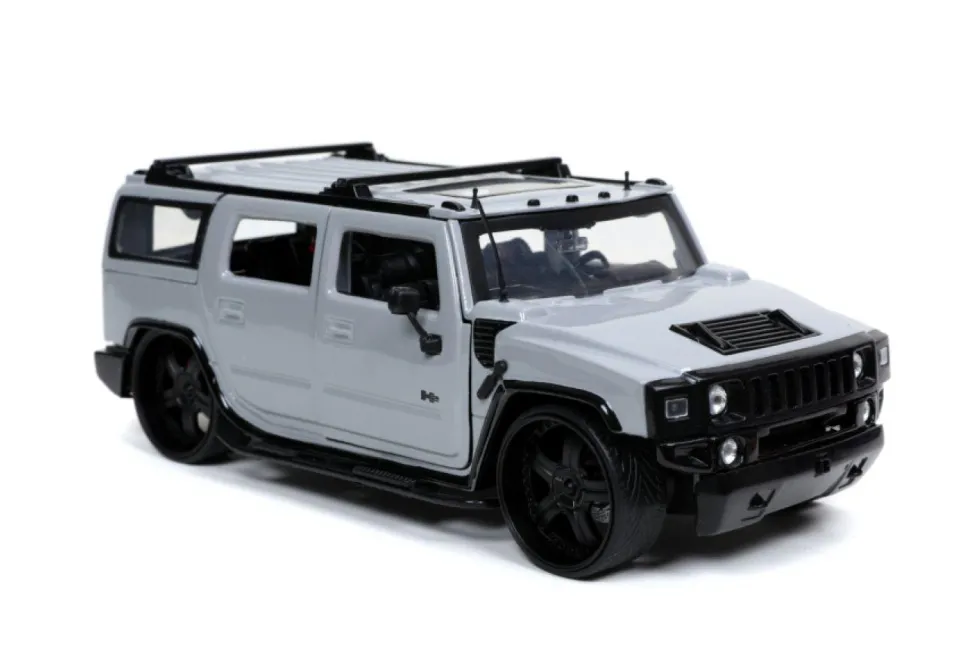 Just Trucks - Hummer H2 with Tyre Rack 1/24th Scale Die-Cast Vehicle Replica