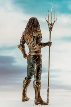 Justice League (2017) - Aquaman 1/10th Scale ArtFX Statue