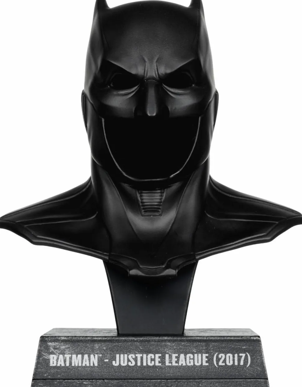 Justice League (2017) - Batman Cowl 1/3rd Scale Replica PVC Statue