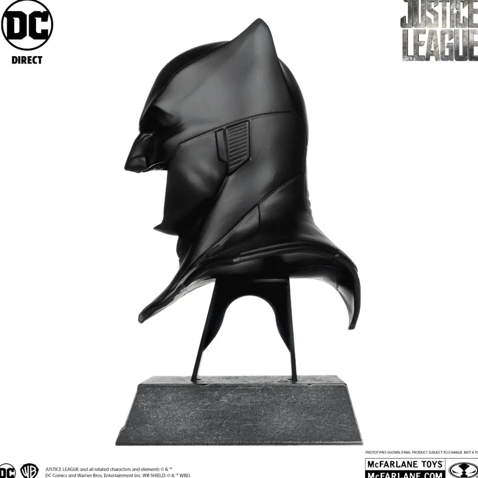 Justice League (2017) - Batman Cowl 1/3rd Scale Replica PVC Statue