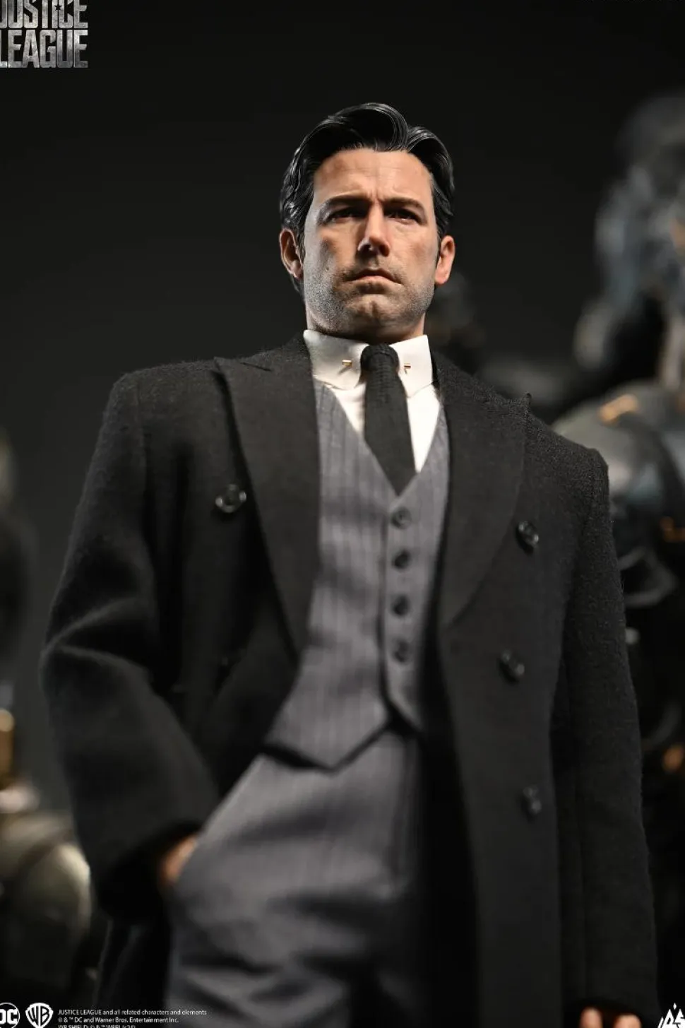Justice League (2017) - Ben Affleck as Bruce Wayne 1/4th Scale Statue