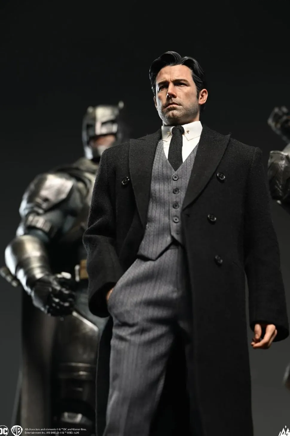 Justice League (2017) - Ben Affleck as Bruce Wayne 1/4th Scale Statue