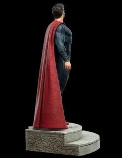 Justice League - Superman 1/6th Scale Statue