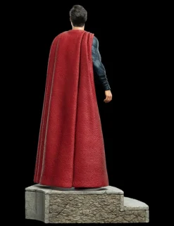 Justice League - Superman 1/6th Scale Statue