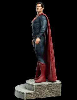 Justice League - Superman 1/6th Scale Statue