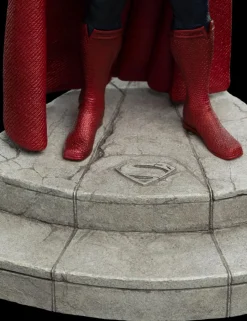 Justice League - Superman 1/6th Scale Statue