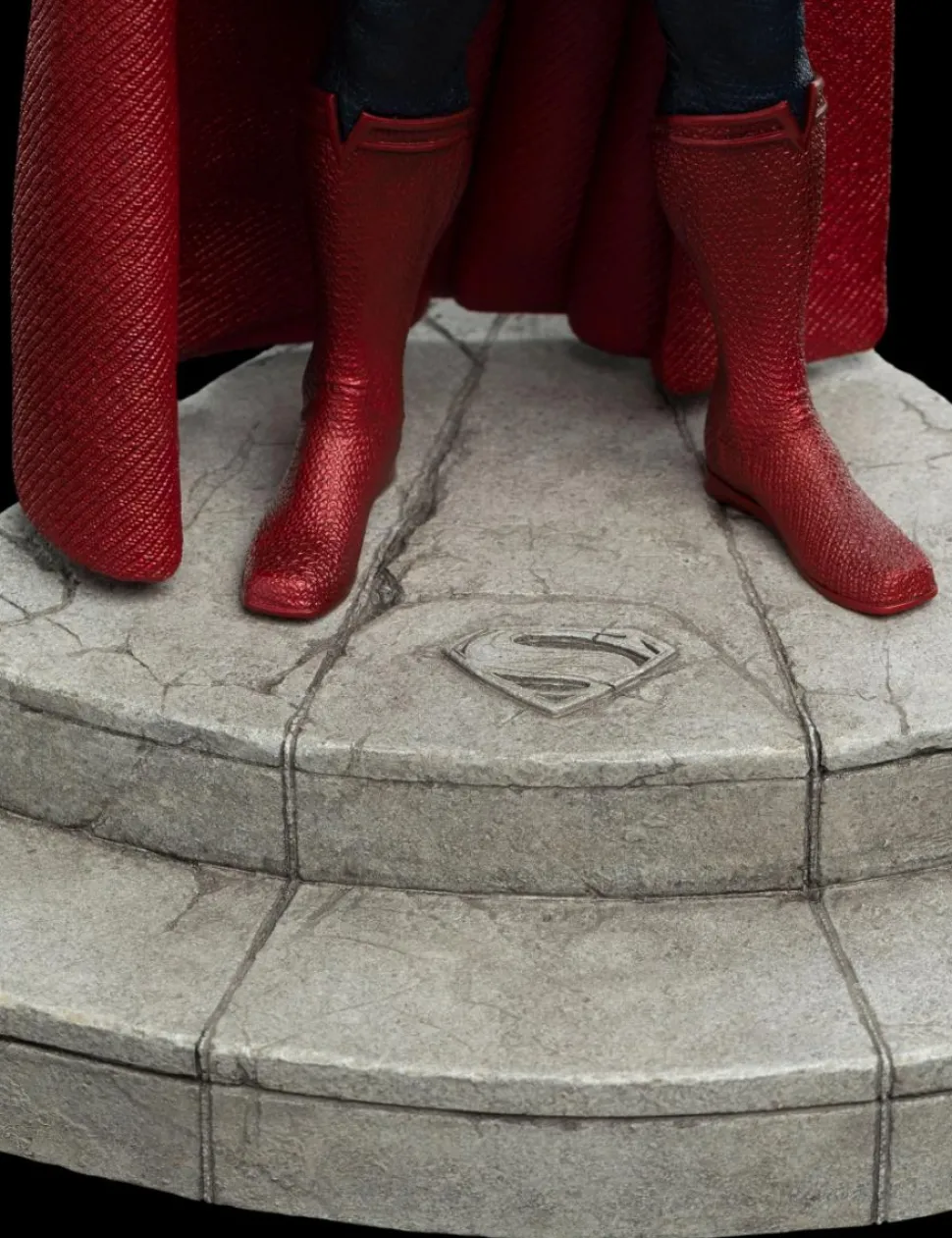 Justice League - Superman 1/6th Scale Statue