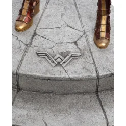 Justice League - Wonder Woman 1/6th Scale Statue