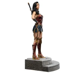Justice League - Wonder Woman 1/6th Scale Statue