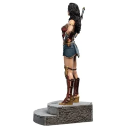 Justice League - Wonder Woman 1/6th Scale Statue
