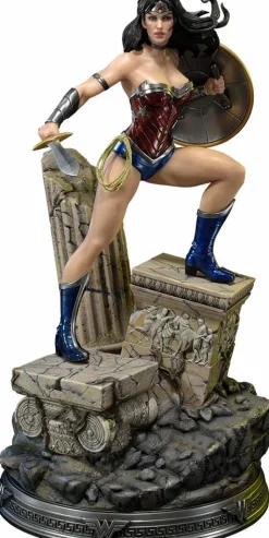 Justice League: The New 52 - Wonder Woman 24” Statue