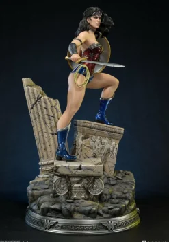 Justice League: The New 52 - Wonder Woman 24” Statue