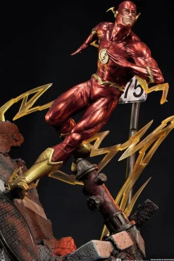 Justice League: The New 52 - The Flash 21” Statue