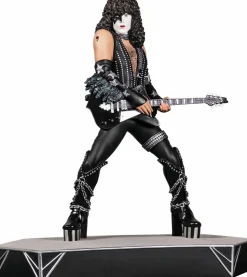 KISS - Starchild Paul Stanley 1/6th Scale Statue