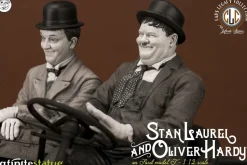 Laurel & Hardy - Stan Laurel & Oliver Hardy on Ford Model J 1/12th Scale Statue