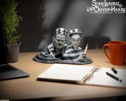 Laurel & Hardy: The Second Hundred Years - Stan & Oliver 1/3 Scale Statue