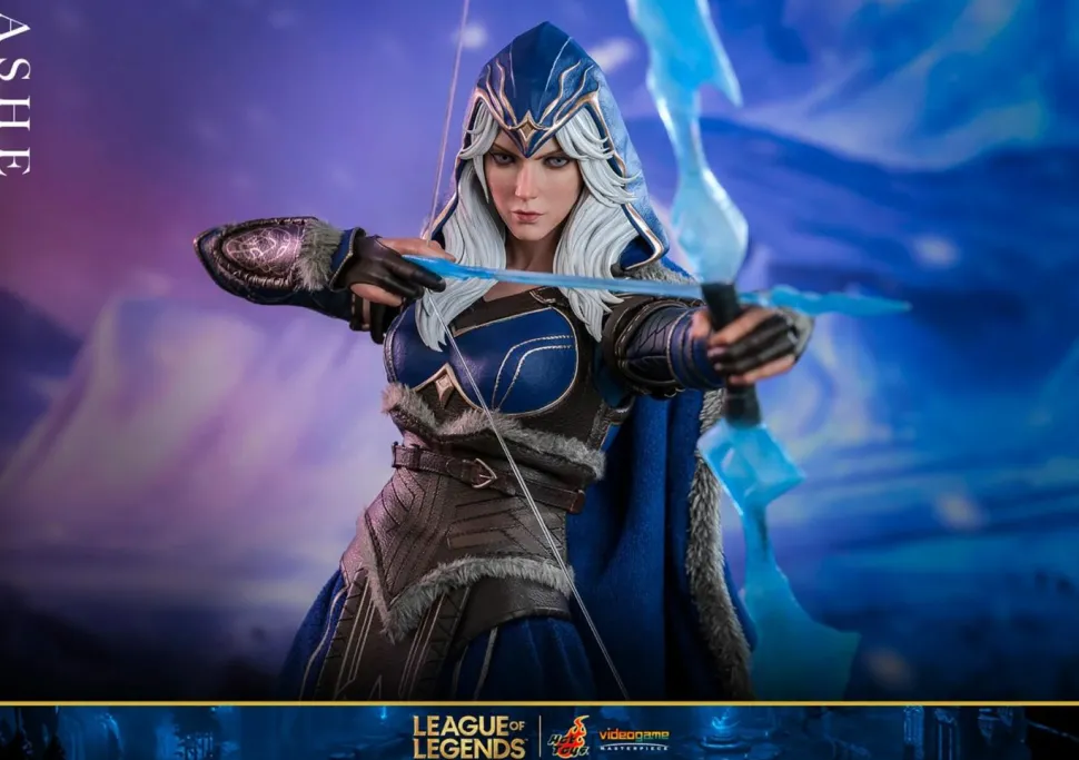 League of Legends - Ashe 1/6th Scale Hot Toys Action Figure