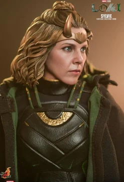 Loki (2021) - Loki & Sylvie Hot Toys 1/6th Scale Action Figure Bundle (Set of 2)