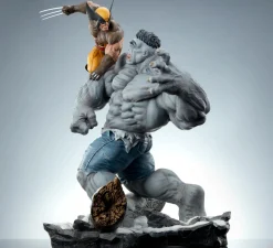 Marvel - Grey Hulk vs. Wolverine 23