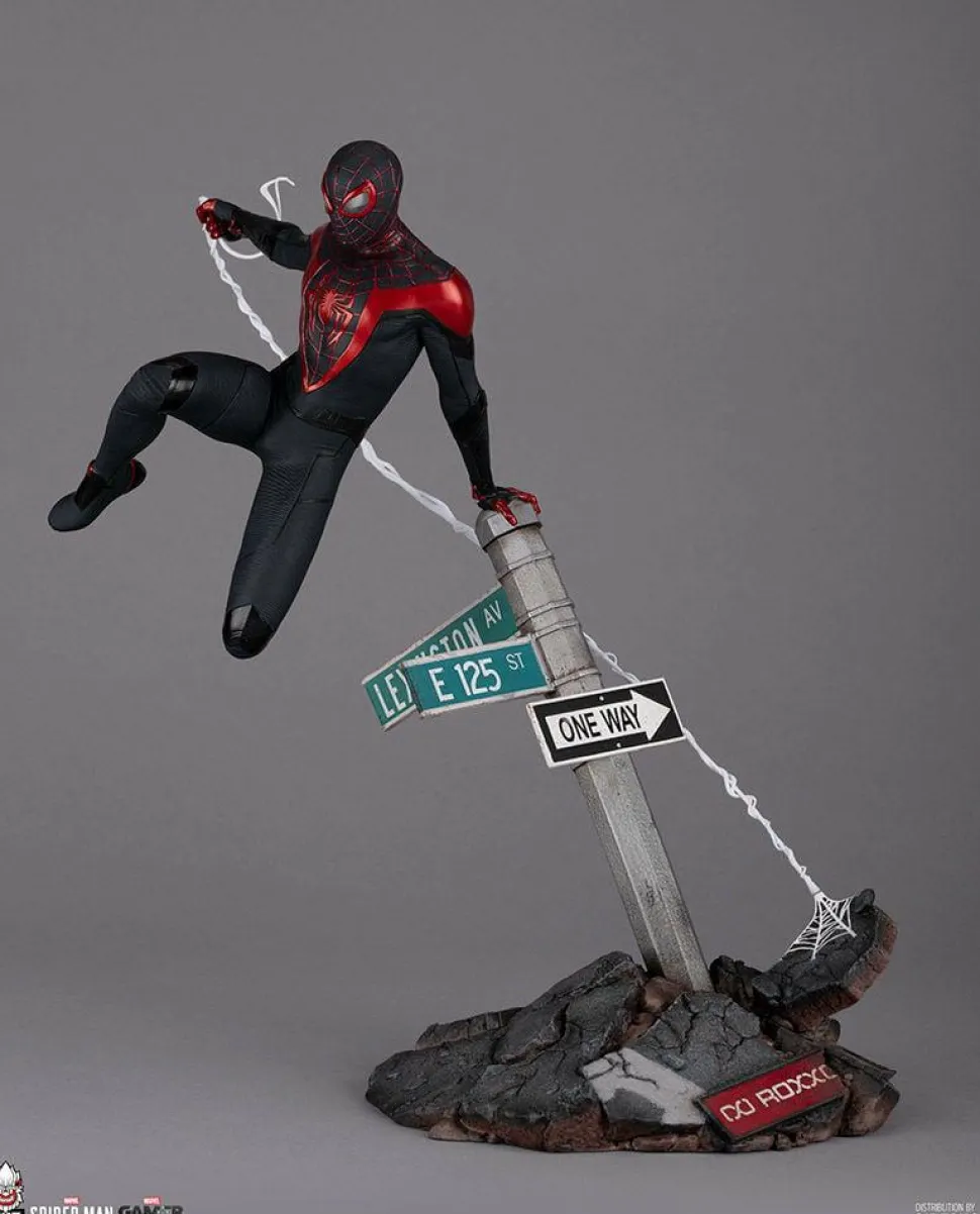 Marvel’s Spider-Man: Miles Morales - Miles Morales 1/6th Scale Diorama Statue