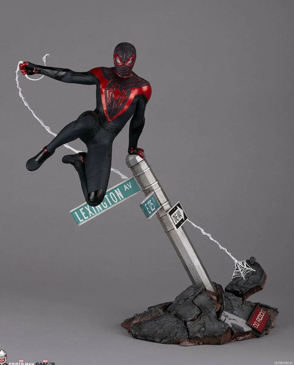 Marvel’s Spider-Man: Miles Morales - Miles Morales 1/6th Scale Diorama Statue