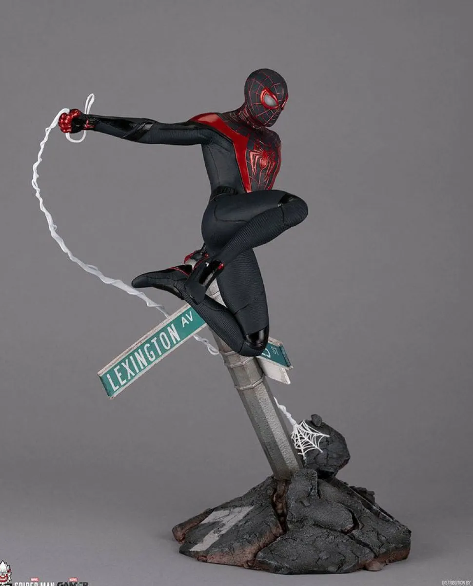 Marvel’s Spider-Man: Miles Morales - Miles Morales 1/6th Scale Diorama Statue