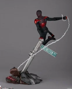 Marvel’s Spider-Man: Miles Morales - Miles Morales 1/6th Scale Diorama Statue